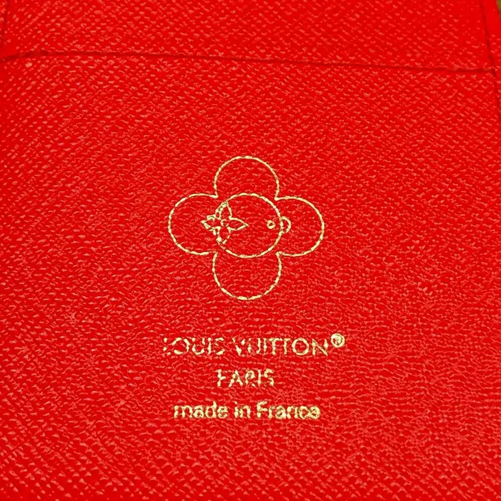 Louis Vuitton Notebook Cover MM Emily Vivienne Agenda GI1167